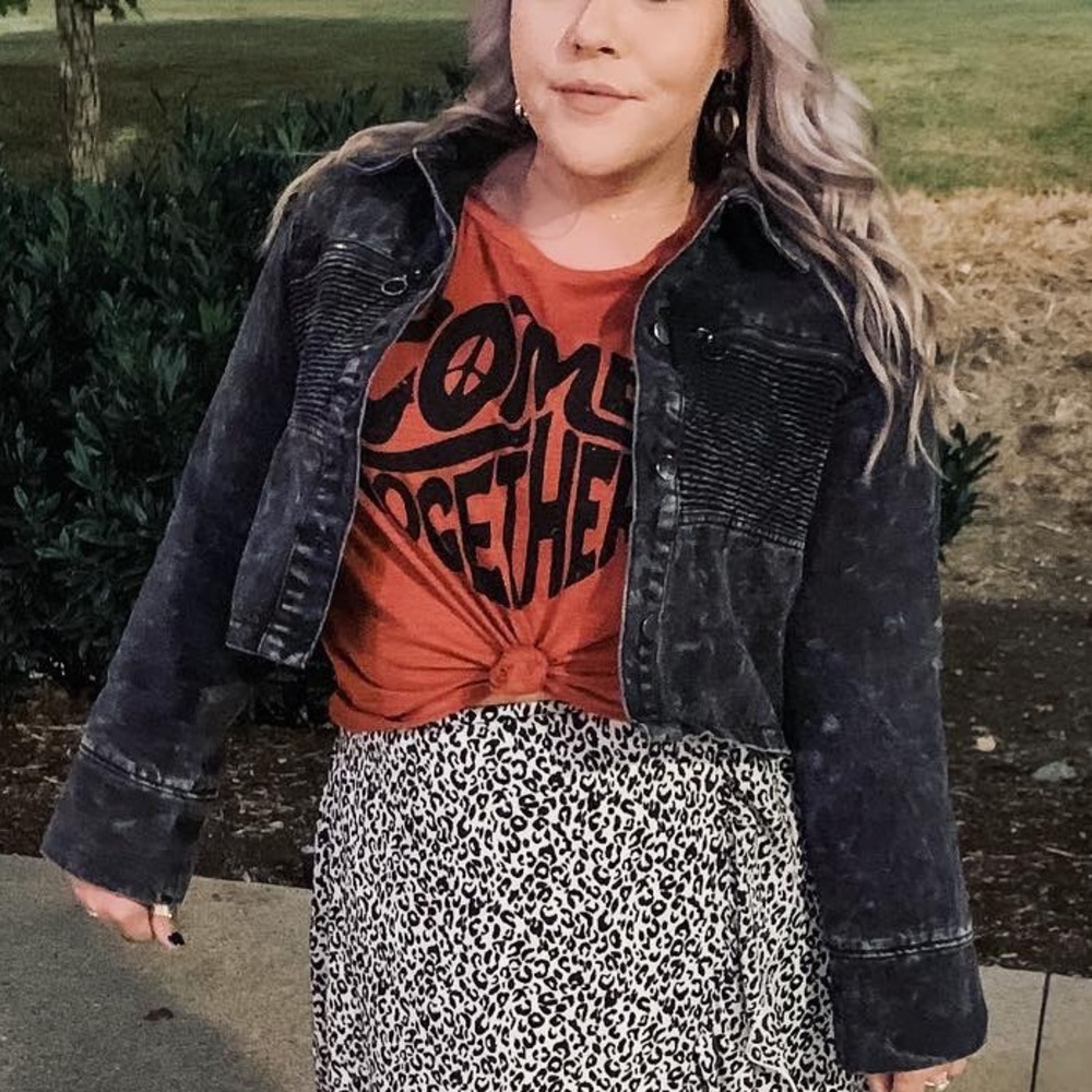 Graphic Tee Cropped